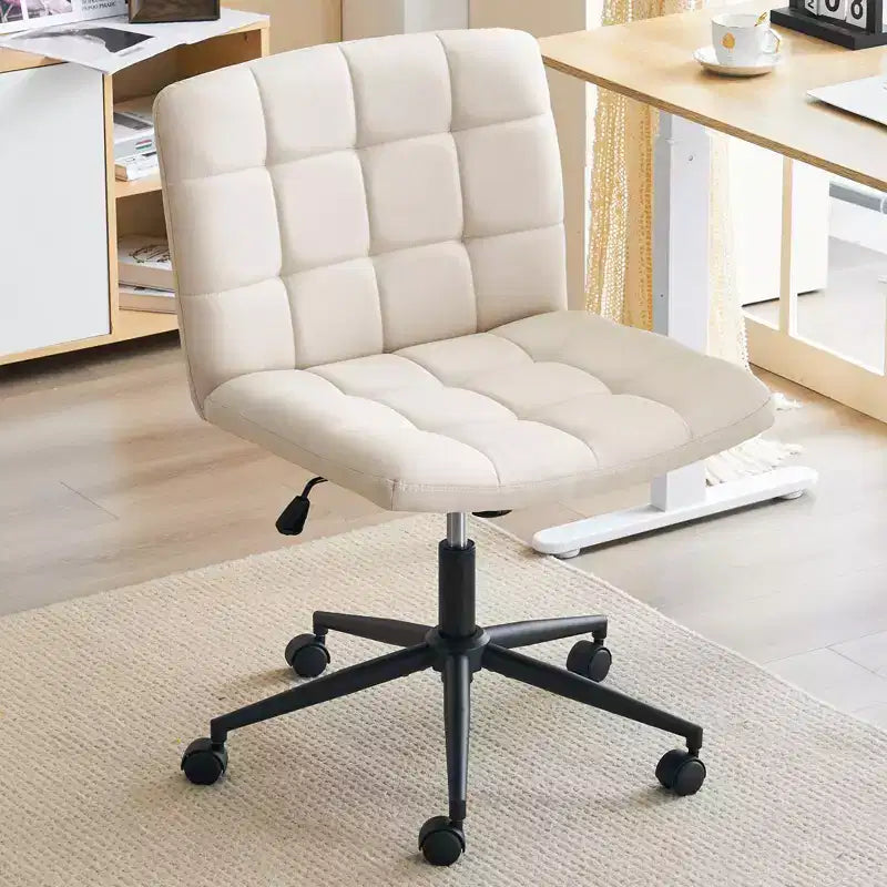 Chaise de bureau croisée avec assise large, roulettes et pivotement à 360°, coussin épais pour le bureau à domicile